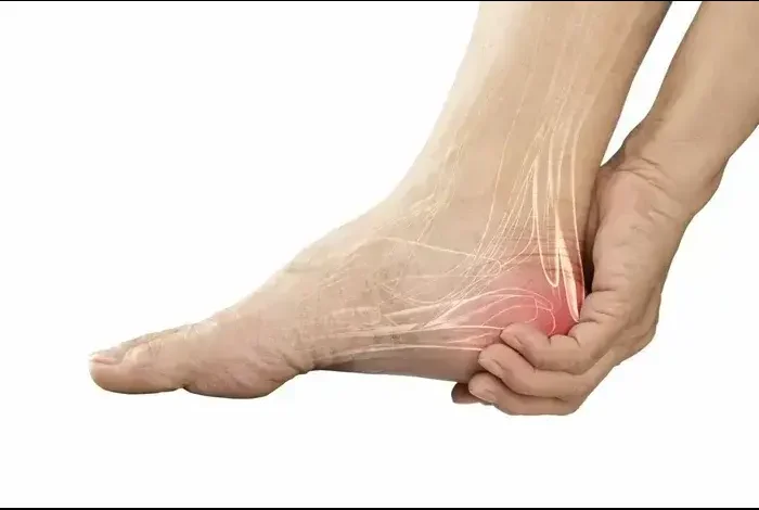 علاج ألم كعب القدم